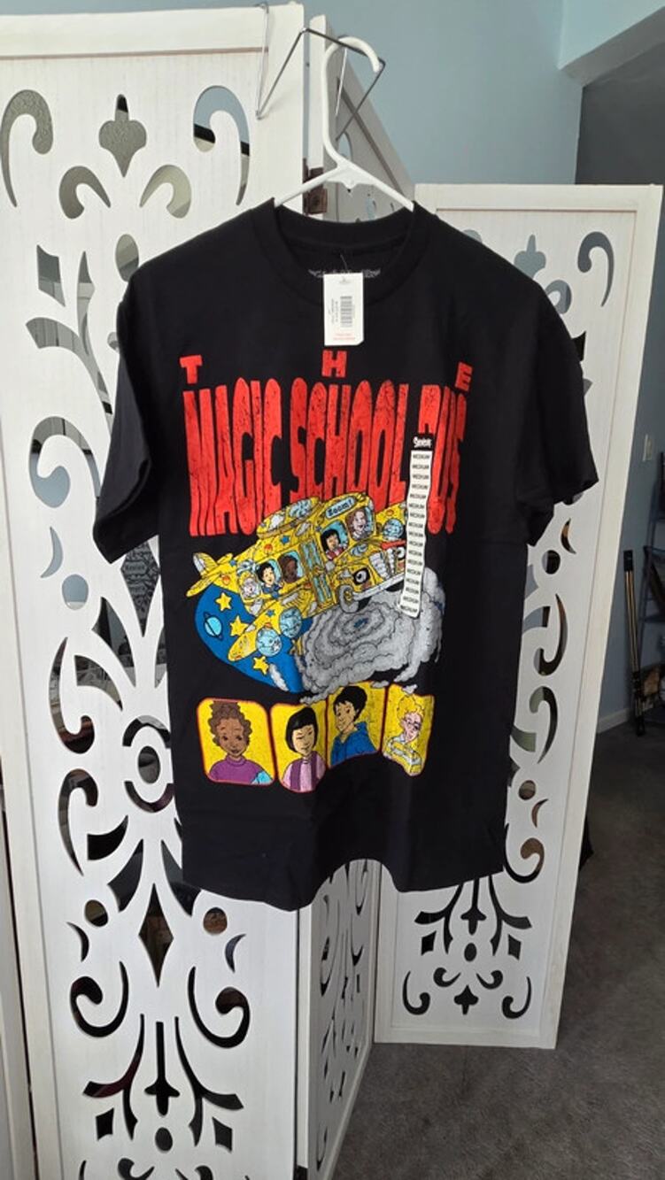 Magic School Bus Graphic Tee Black Ripple Junction Shirt Mens Medium NWT